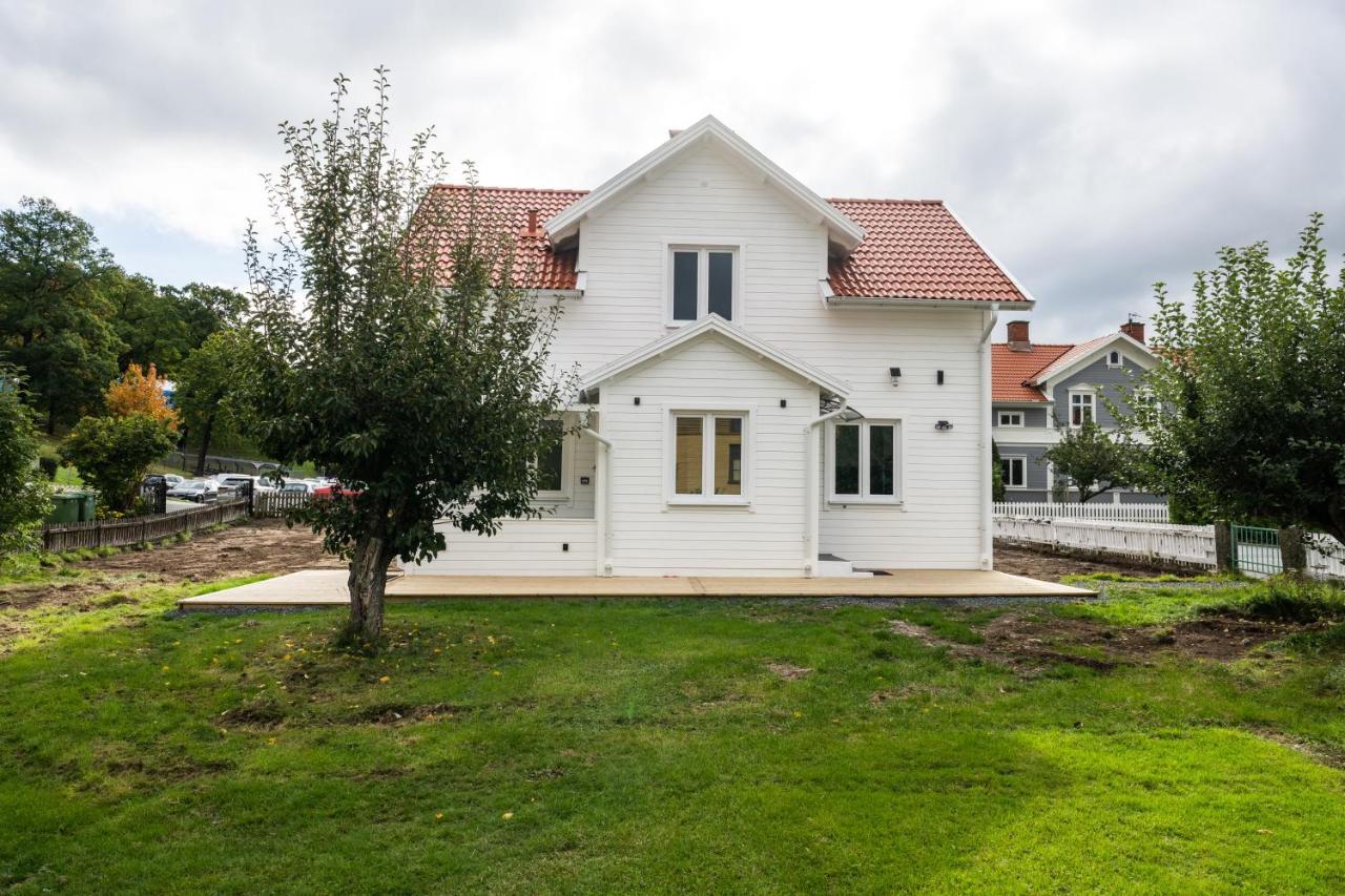 New Flores Huskvarna Exteriér fotografie